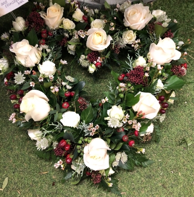 Heart   foliage and flower mix